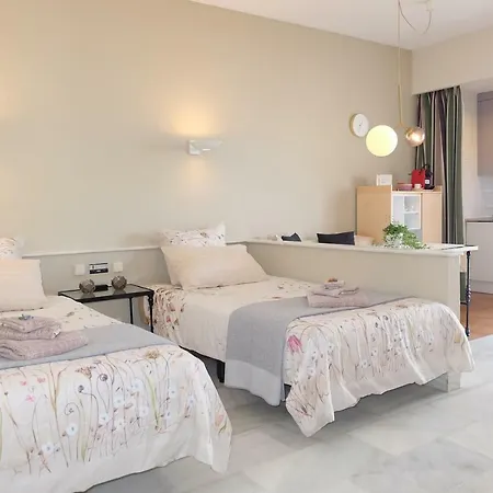 Studio Mimo Banus P.y.r. Апартаменты Марбелья