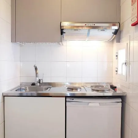 Studio Mimo Banus P.y.r. Апартаменты *